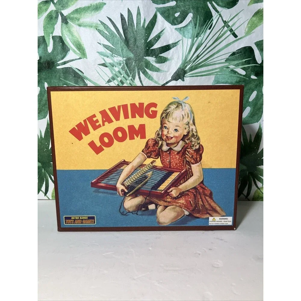 Retro Range Toys & Games Weaving Loom.  1955 era. Great Britain. 2012